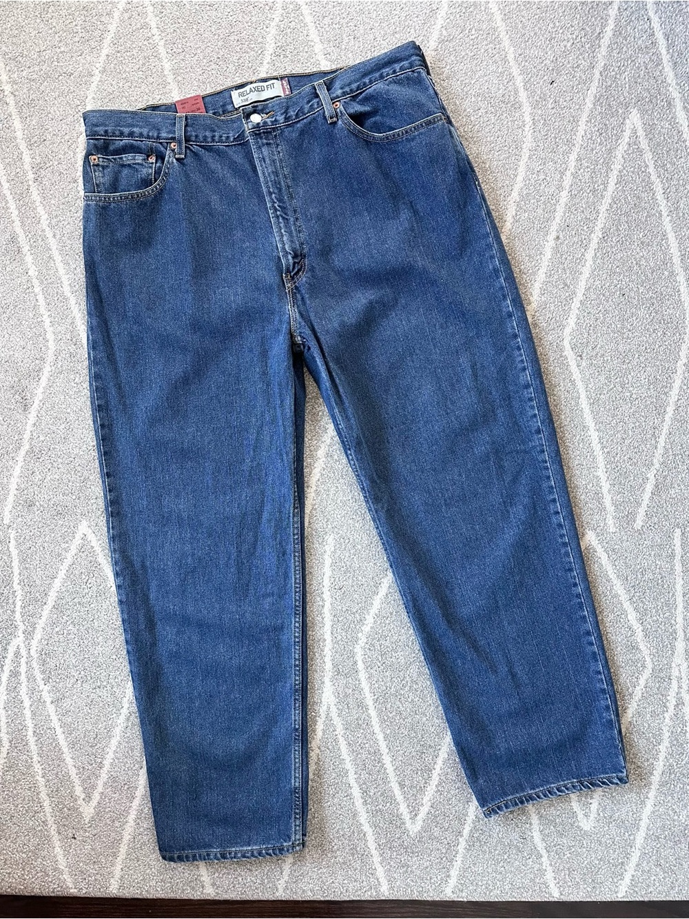 Levi’s 550 Medium Wash Relaxed Fit Jeans 42x30
